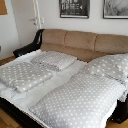 Schone Wohnung Mit Balkon Vienna Exterior photo