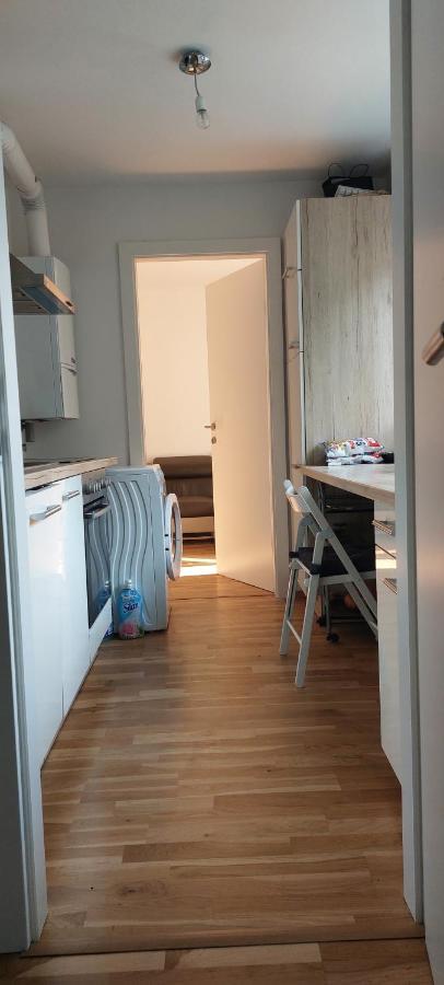 Schone Wohnung Mit Balkon Vienna Exterior photo