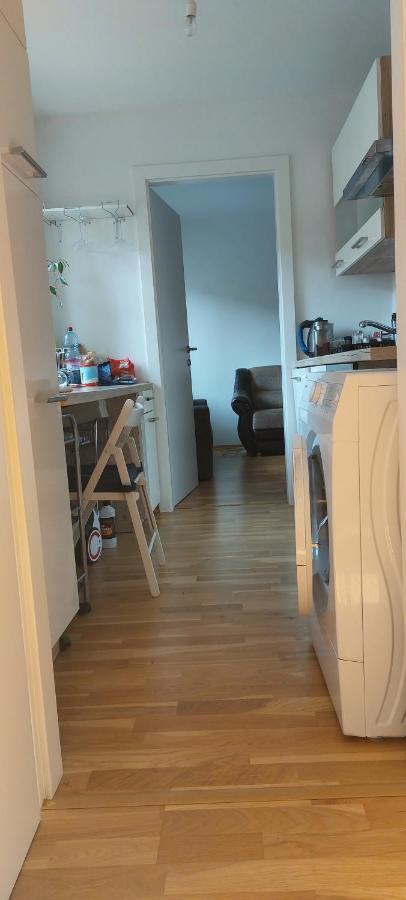 Schone Wohnung Mit Balkon Vienna Exterior photo